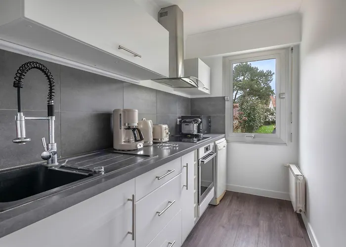 Pour 4 - Centre - 500m De La דירה